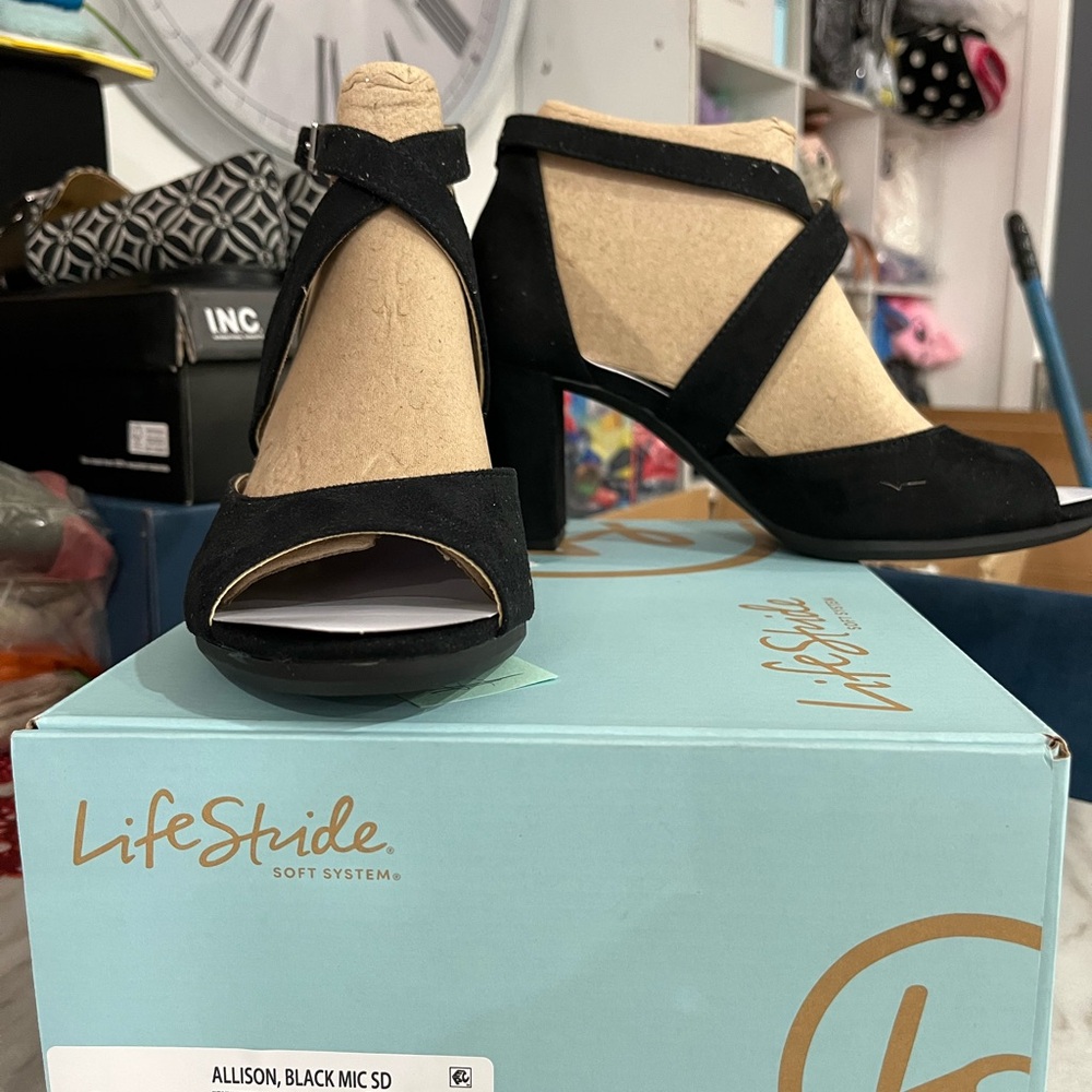 Life Stride Black Strappy Heels